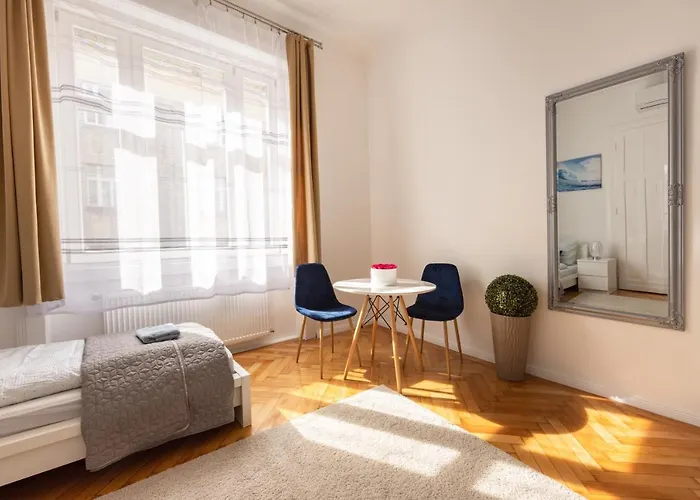 Corvin Appartement *