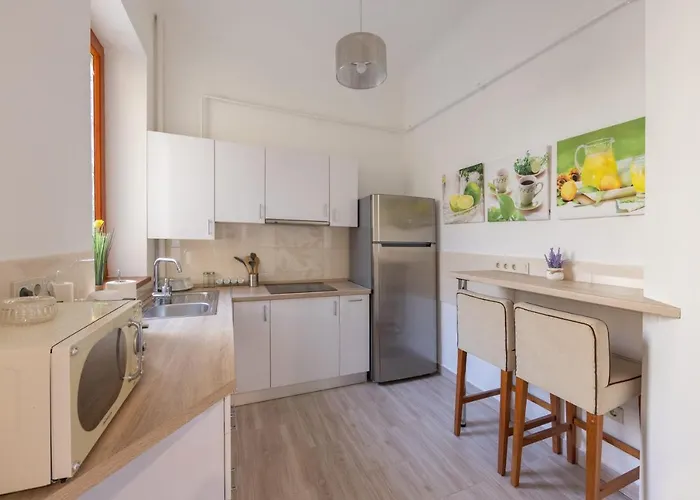 Corvin Appartement *